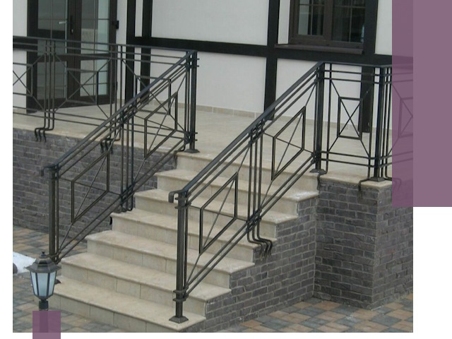 Перила для крыльца в Балахне — монтаж, изготовление и установка