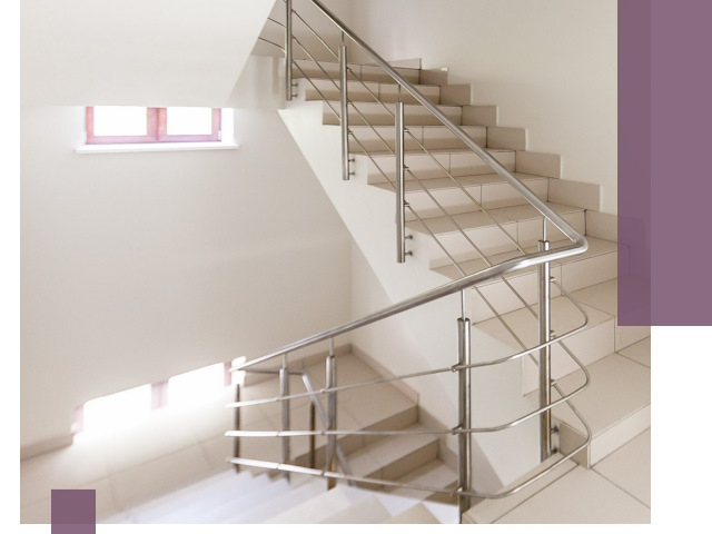 Установка и замена перил в подъезде в Балахне