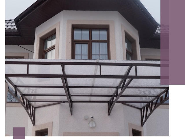 Козырьки из поликарбоната под ключ в Балахне