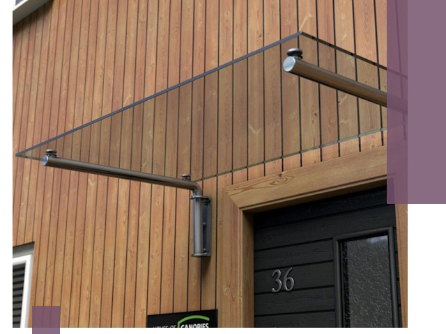 Стеклянные козырьки на входы и фасады в Балахне