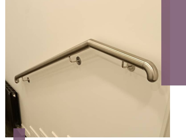 Изготовление пристенных поручней в Балахне под ключ за сроки